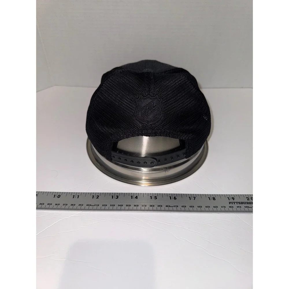 Fanatics Boston Bruins NHL Trucker Hat Black Charcoal Snapback Mesh Cap Mens